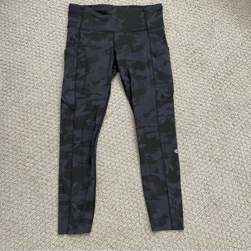 Lululemon Fast and Free Leggings sz 8
